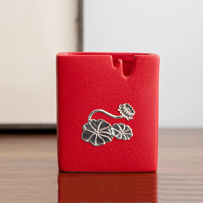 Ashtray Household Living Room Ceramics Simple And Creative Personality Trend Windproof And Fly Ash