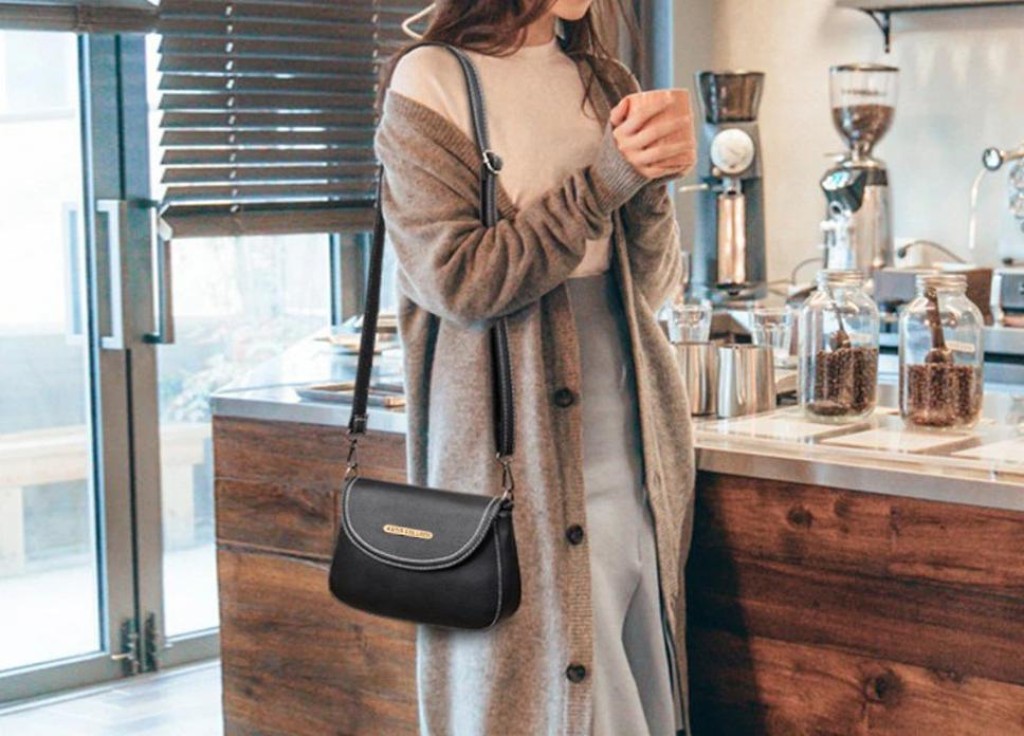 ASTIR COLLEENBlack Women Sling Bag - Regular Size