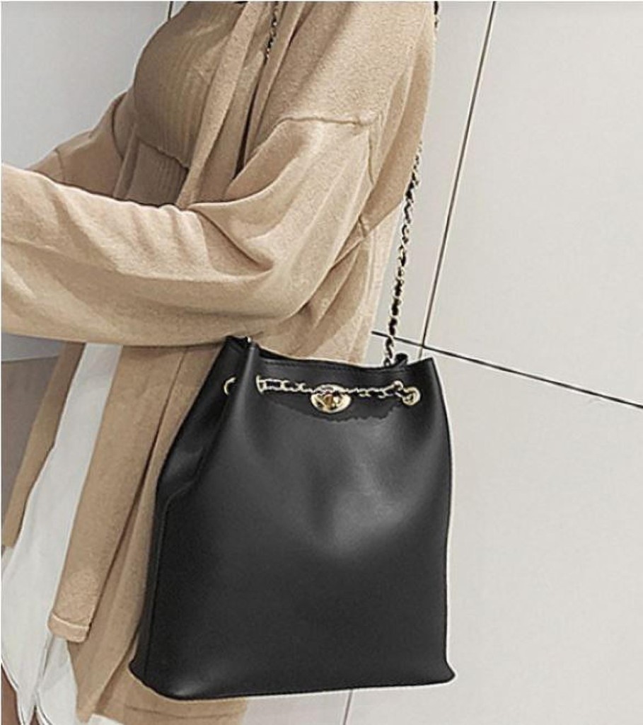 FargoWomen Black Shoulder Bag - Extra Spacious